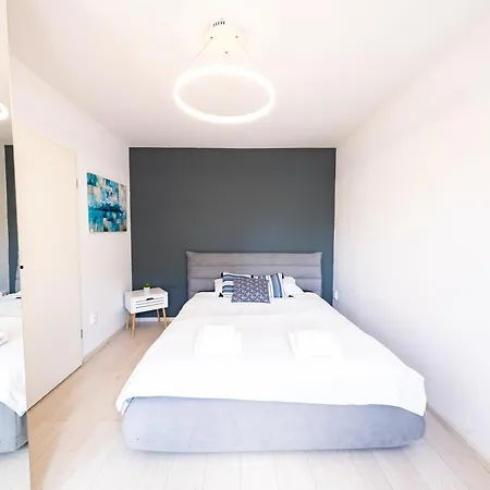 Ultracentral Dalles Centru * Bucarest